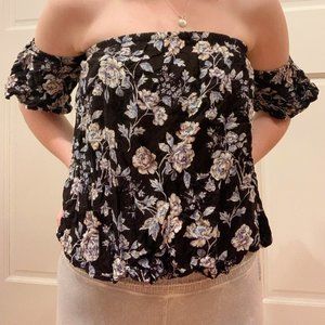 American Eagle Floral Off the Shoulder Top